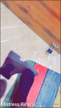 mistressrihana1 feet and boot worship in socks after coming back from 3145105119 ( 46.1 MB )